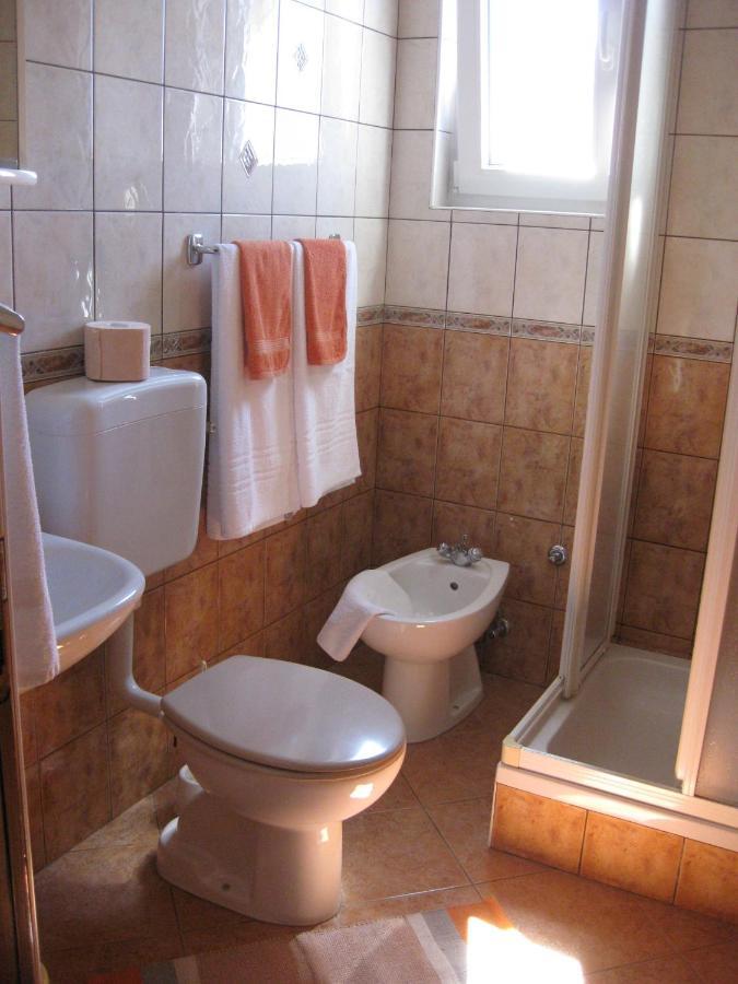 Apartments Nera Tisno Luaran gambar