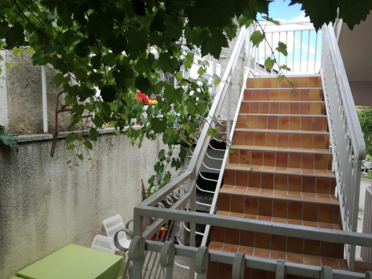 Apartments Nera Tisno Luaran gambar