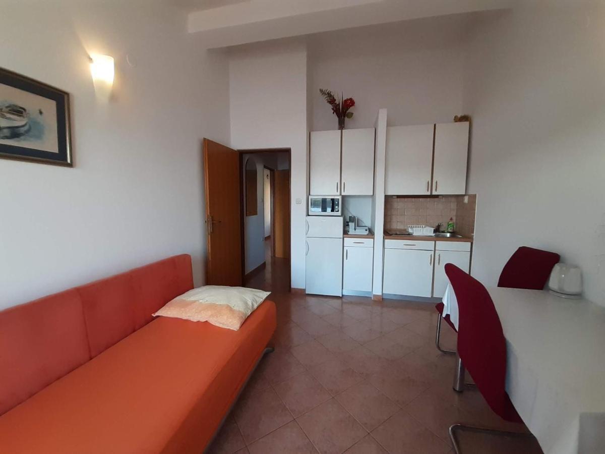 Apartments Nera Tisno Luaran gambar